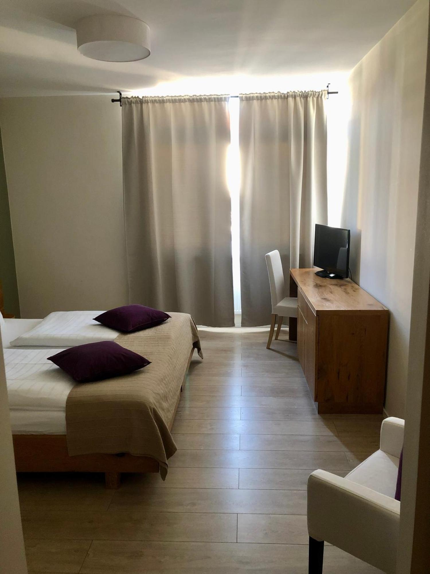 Hotel Restaurant Goldenes Ross Gollheim Cameră foto